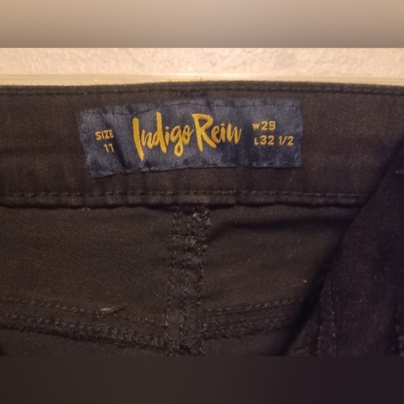 Indigo Rein Women's Jeans Midrise Black Size 11 W29/L32.5 Distressed Preowned - Picture 6 of 11